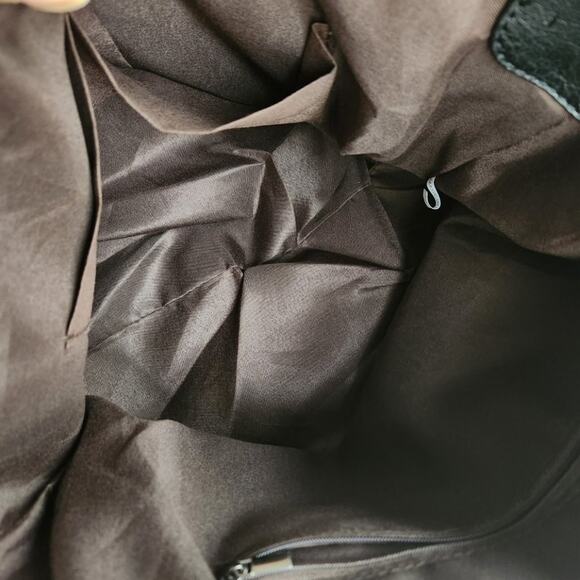 Women's 2 Piece Black Faux Leather Wristlet and Crossbody Tote Bag - Picture 5 of 5